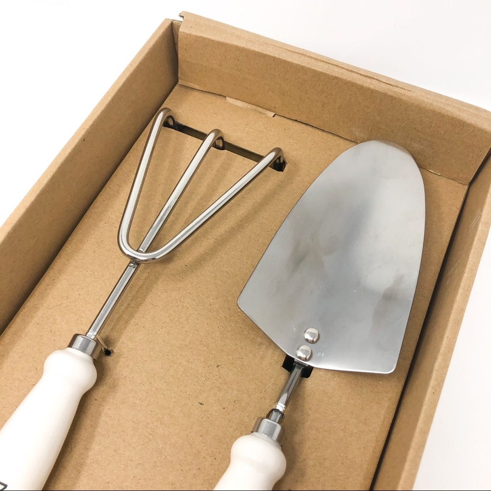 Rae Dunn Gardening Tool Set Trowl and Rake - Picture 3 of 6